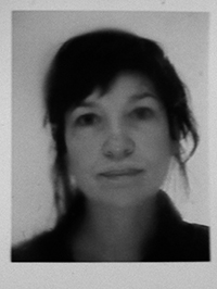 paula_photomaton-b&w-sm